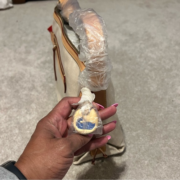 Tan Canvas Dooney & Bourne - Picture 2 of 5